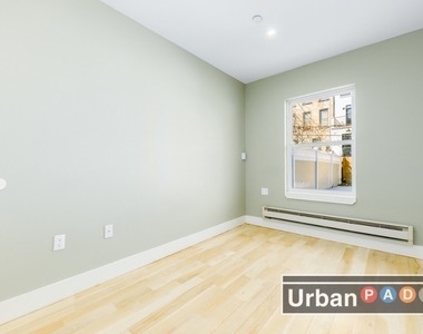 891 Willoughby Avenue #4 - Photo Thumbnail 2