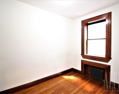 502 East 89th Street - Photo Thumbnail 1