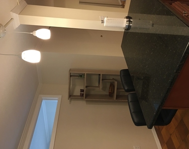 5 Hawthorne Pl. - Photo Thumbnail 4