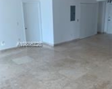 350 S Miami Ave Apt 2302 - Photo Thumbnail 4