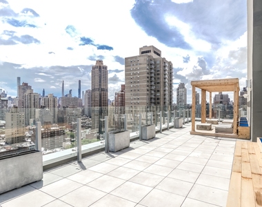 515 East 86th Street - Photo Thumbnail 11