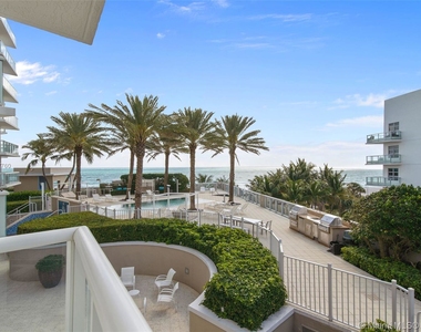 3801 Collins Ave - Photo Thumbnail 7