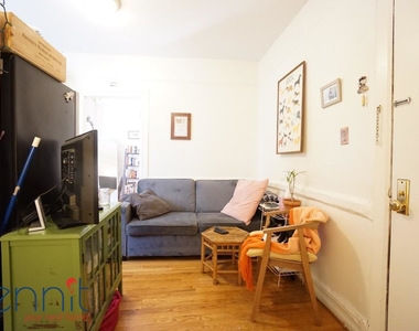 370 Bedford Avenue - Photo Thumbnail 3