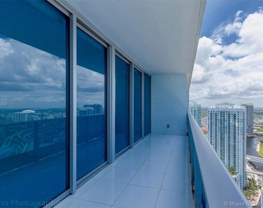 200 Biscayne Boulevard Way - Photo Thumbnail 18