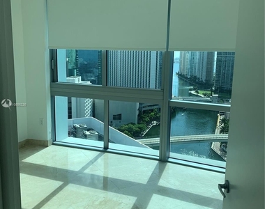 350 S Miami Ave Apt 2304 - Photo Thumbnail 7