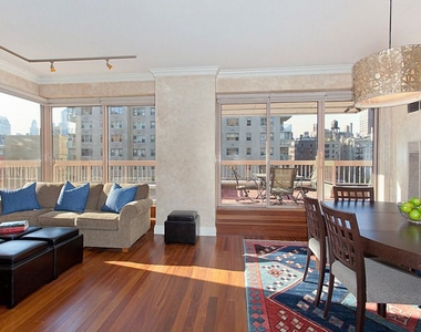 200 East 69th Street - Photo Thumbnail 4