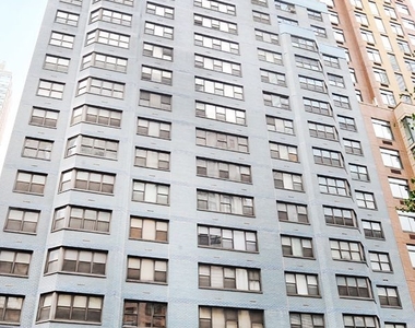 220 East 57th Street - Photo Thumbnail 10