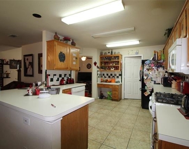 8401 Clearbrook Drive - Photo Thumbnail 7