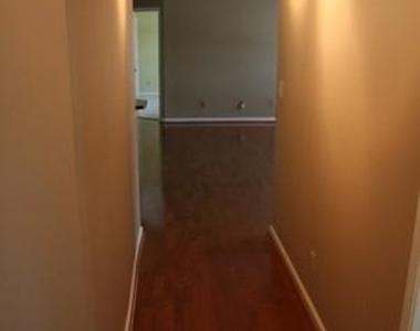 415 Mcgill Park Ave - Photo Thumbnail 10