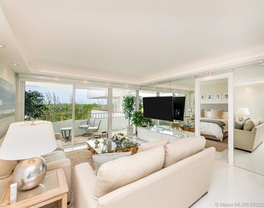 155 Ocean Lane Dr - Photo Thumbnail 1