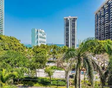 1824 Brickell Ave - Photo Thumbnail 3