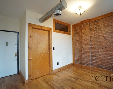 645 Willoughby Ave - Photo Thumbnail 14