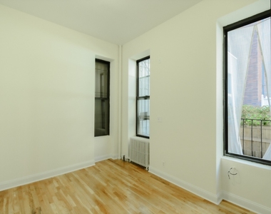 205 East 94th Street - Photo Thumbnail 4