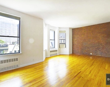 310 West 80th Street - Photo Thumbnail 0