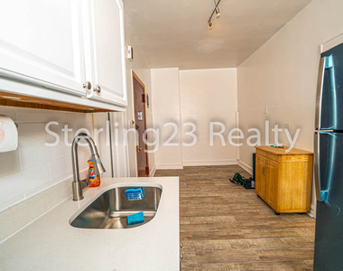 32-76 33rd Street - Photo Thumbnail 2