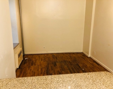 434 East 115th Street - Photo Thumbnail 5