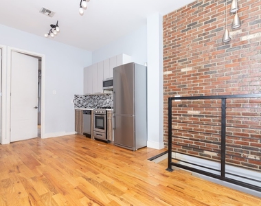 528 Grand St #1 - Photo Thumbnail 9