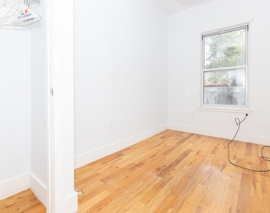 528 Grand St #1 - Photo Thumbnail 8