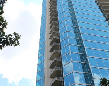 860 Peachtree St - Photo Thumbnail 17