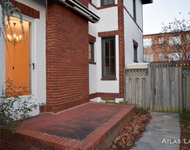 3247 38th St Nw - Photo Thumbnail 28