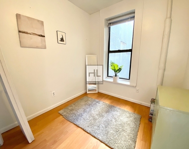 124 Mott Street - Photo Thumbnail 3