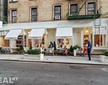 227 Mulberry Street - Photo Thumbnail 6