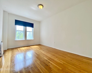 2100 Beekman Pl - Photo Thumbnail 2