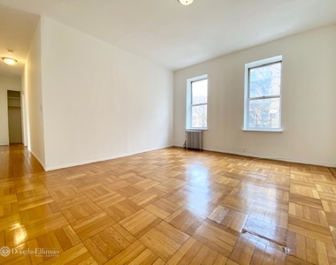 2100 Beekman Pl - Photo Thumbnail 1