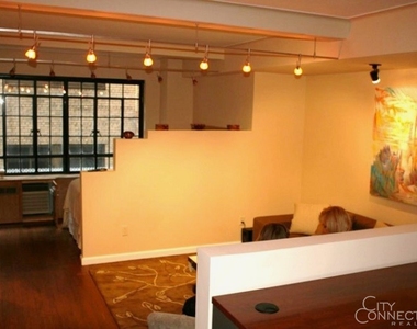 10 Park Ave - Photo Thumbnail 4