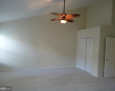 4105 Leclair Court - Photo Thumbnail 15