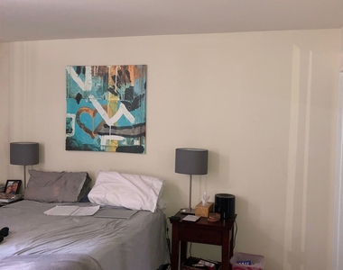 1806 Green St Apt 110 - Photo Thumbnail 4