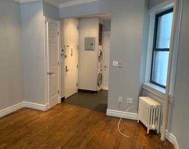 382 East 10th Street - Photo Thumbnail 9