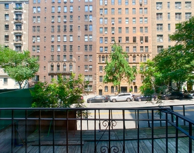 W 79th Street & Amsterdam Ave - Photo Thumbnail 6