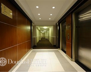 435 East 79th St - Photo Thumbnail 1