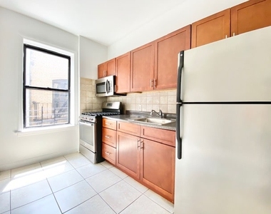 601 West 163rd Street - Photo Thumbnail 3