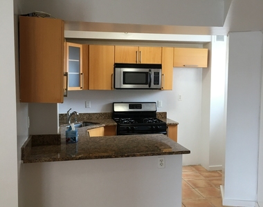 81-14 Queens Boulevard - Photo Thumbnail 10