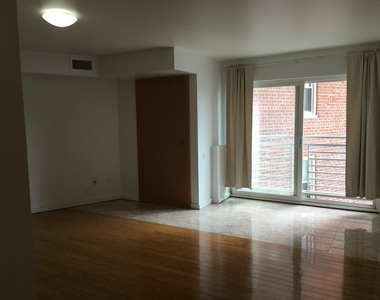 81-14 Queens Boulevard - Photo Thumbnail 7