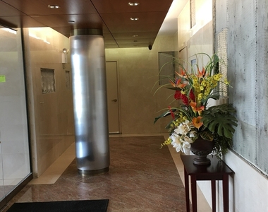 81-14 Queens Boulevard - Photo Thumbnail 1
