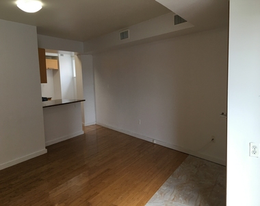 81-14 Queens Boulevard - Photo Thumbnail 8