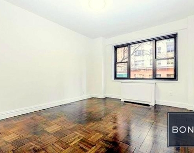 405 East 56th Street - Photo Thumbnail 2