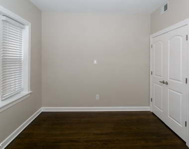 1606 W. Berwyn, Unit 2 - Photo Thumbnail 12