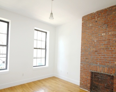 841 Kent Avenue - Photo Thumbnail 2