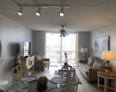 651 Okeechobee Boulevard - Photo Thumbnail 16