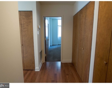 1600 Walnut Street - Photo Thumbnail 22