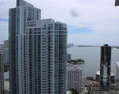 1010 Brickell Ave - Photo Thumbnail 0