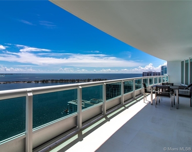 1643 Brickell Ave - Photo Thumbnail 8