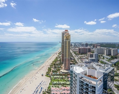 18101 Collins Ave - Photo Thumbnail 19