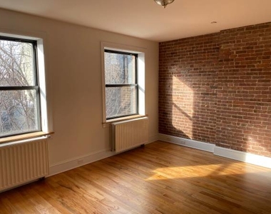 538 West 149 Street - Photo Thumbnail 0