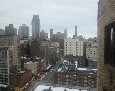 208 West 23rd Street - Photo Thumbnail 5