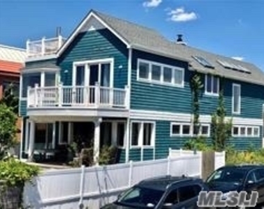 905 Oceanfront - Photo Thumbnail 1